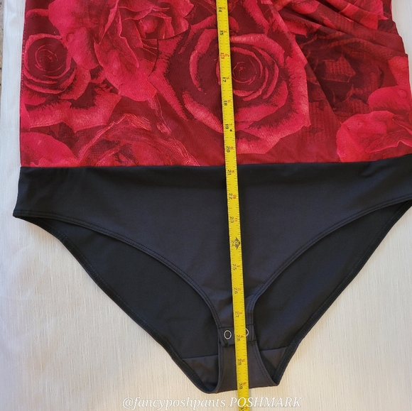 TAHARI red rose fitted  bodycon bodysuit attached black shaper liner snap - Picture 15 of 17